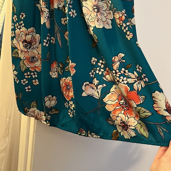 {Xhileration} Floral Spring/Summer Dress - Picture 4 of 6